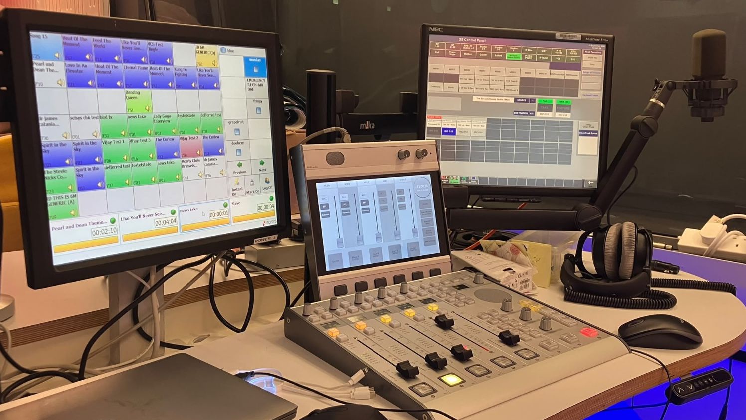 Radio studio testing set up used in study